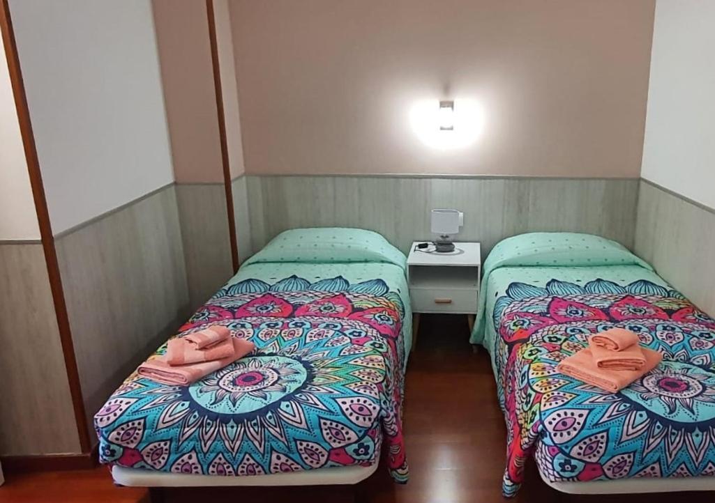 Apartamento Vilallonga Figueres  Luaran gambar