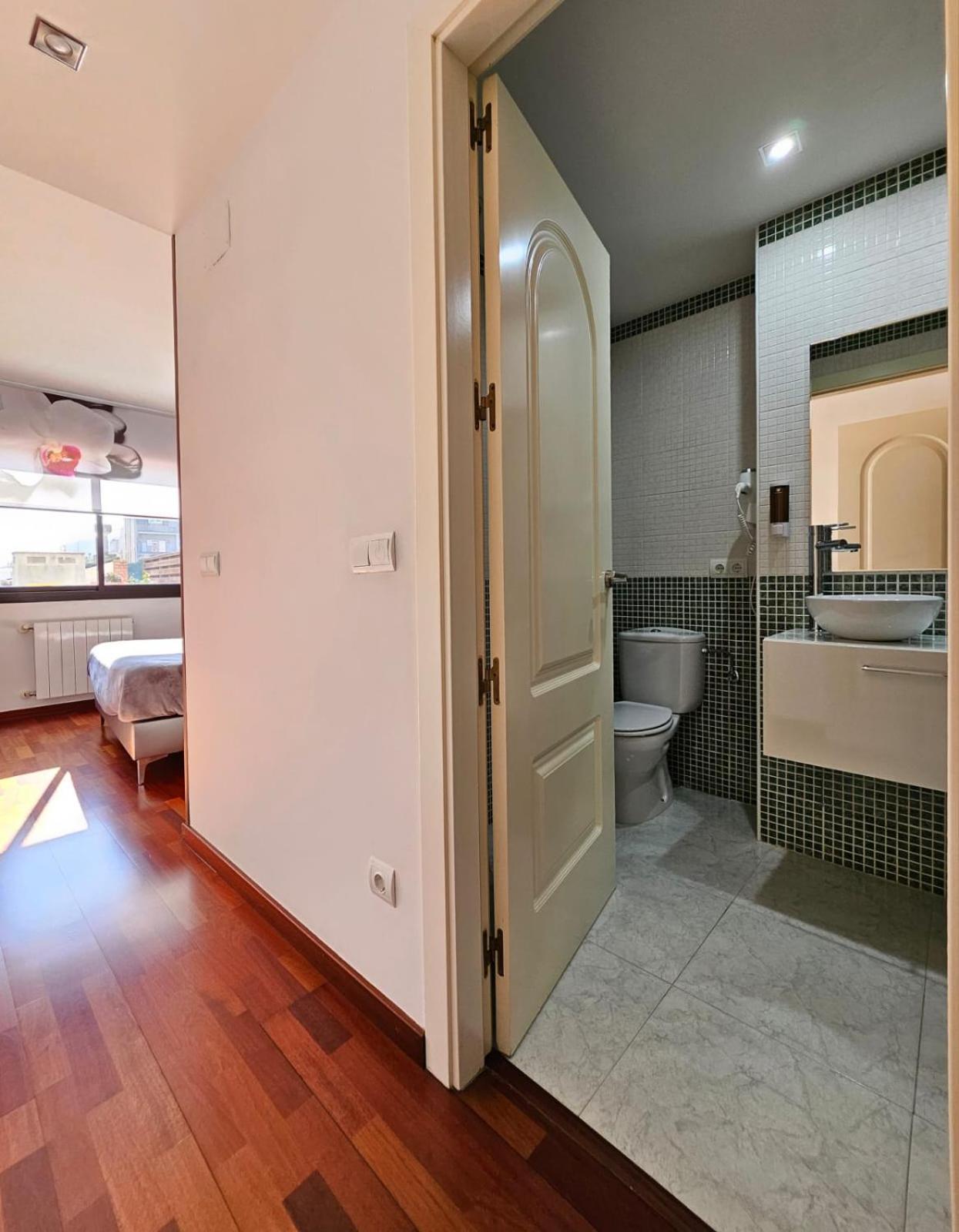 Apartamento Vilallonga Figueres  Luaran gambar