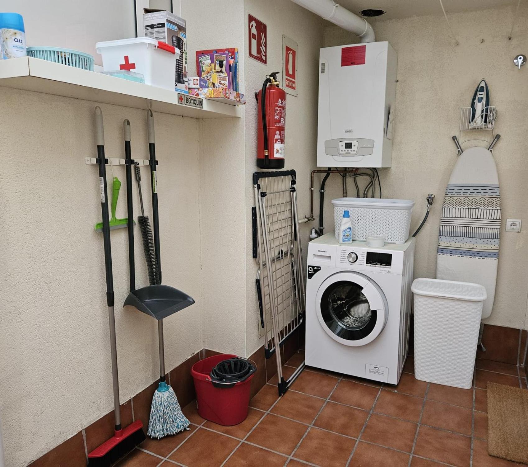 Apartamento Vilallonga Figueres  Luaran gambar