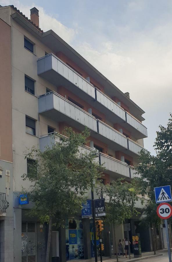 Apartamento Vilallonga Figueres  Luaran gambar