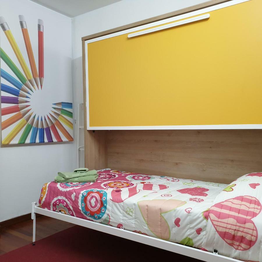 Apartamento Vilallonga Figueres  Luaran gambar